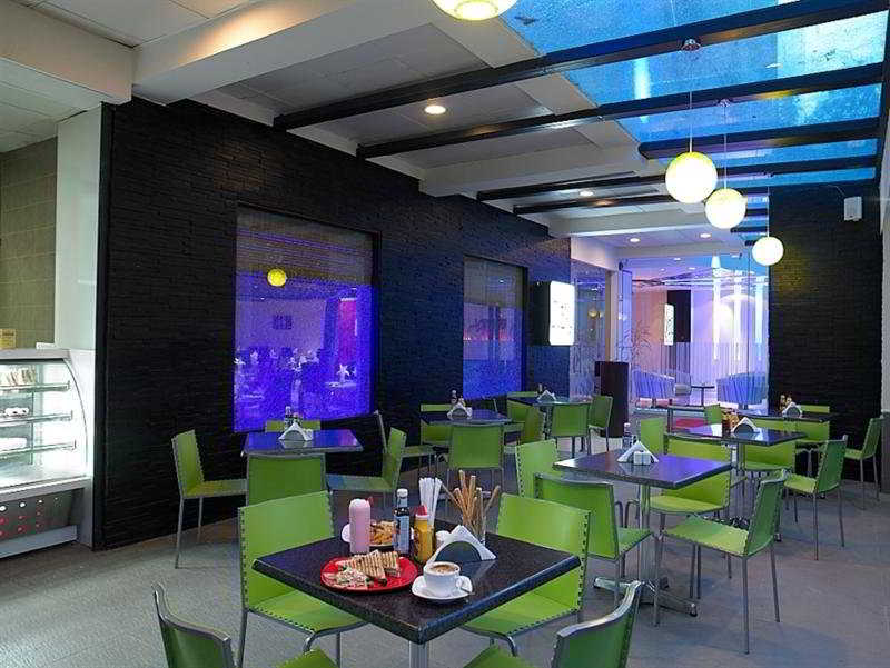 BluPetal Hotel