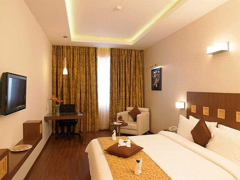 BluPetal Hotel