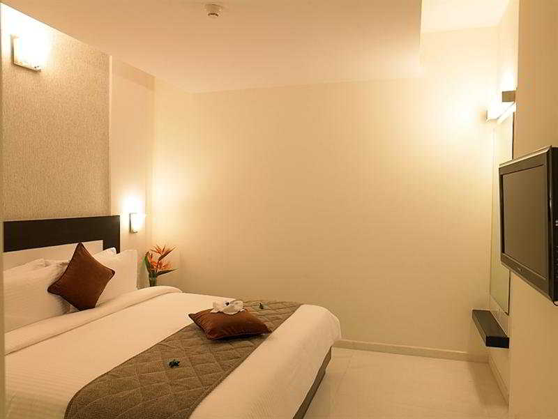 BluPetal Hotel