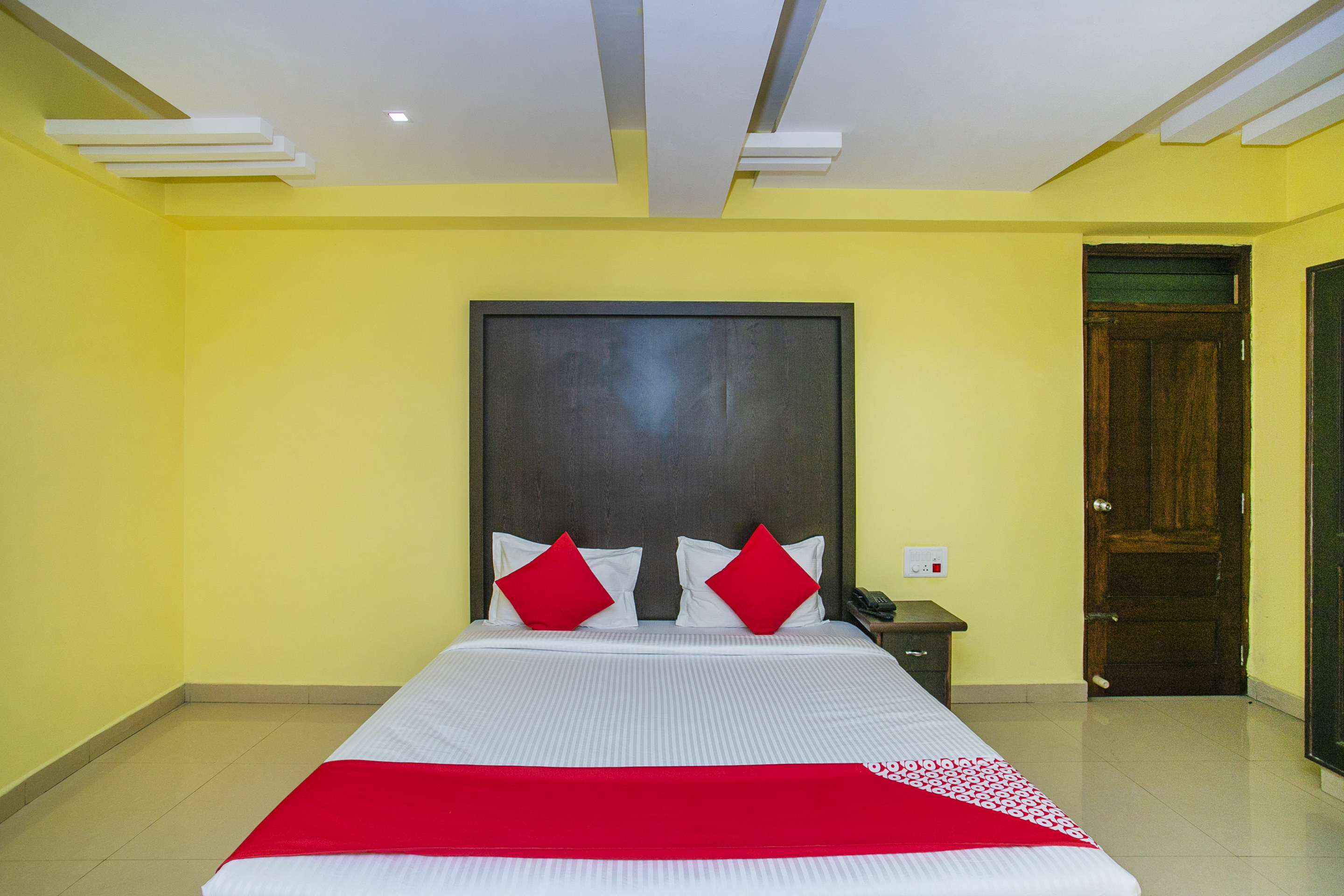Bns Lodge By OYO Rooms