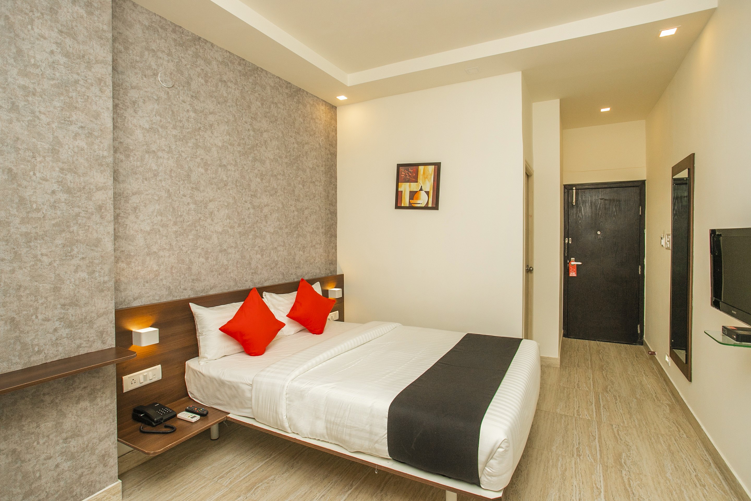 Hotel D'Brooks by OYO