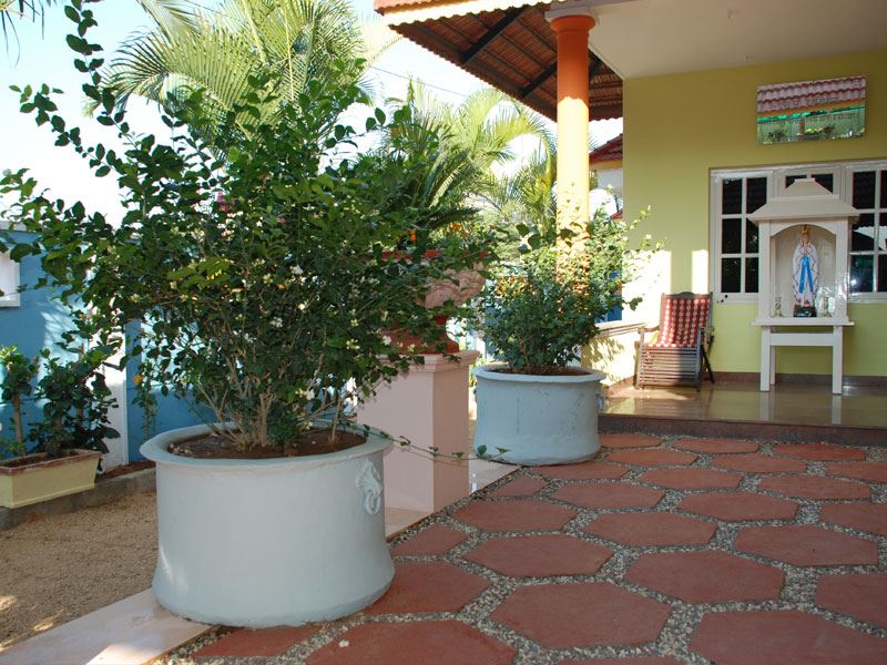Carmel Luxury Homestay