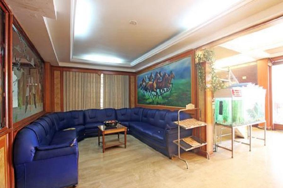 Hotel Chetan International