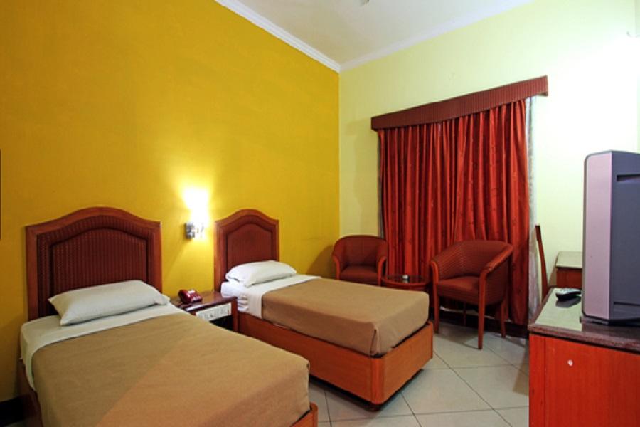 Hotel Chetan International