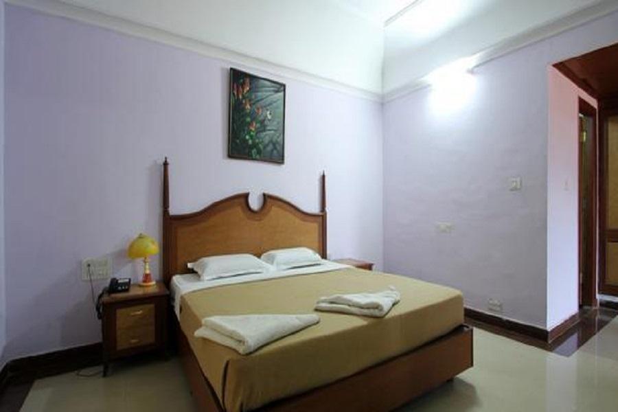 Hotel Chetan International