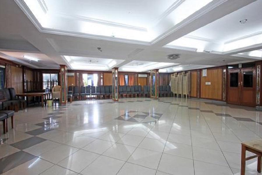 Hotel Chetan International
