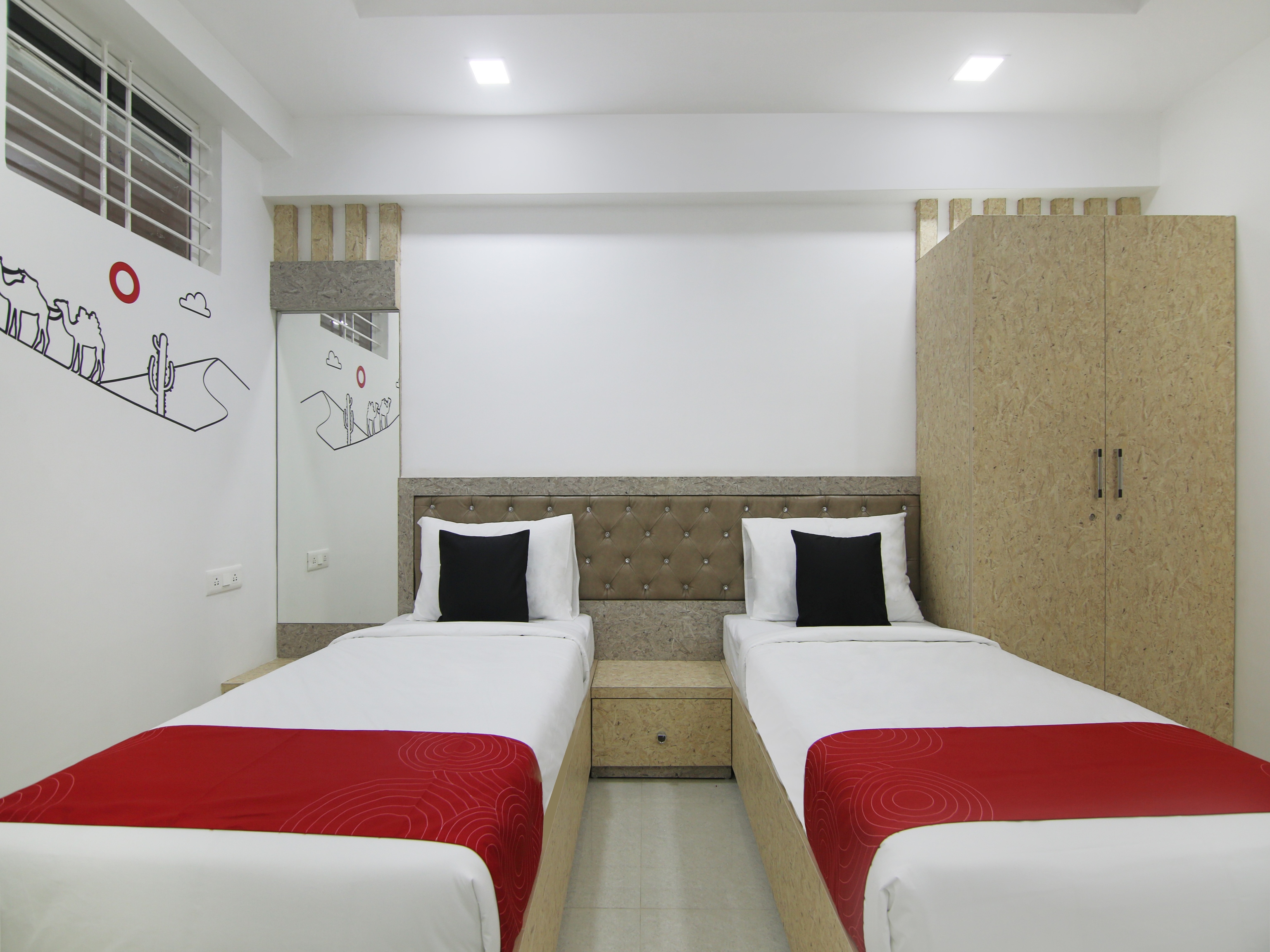 Grand Collection O Near Sarjapur Road Near 7d Voyage