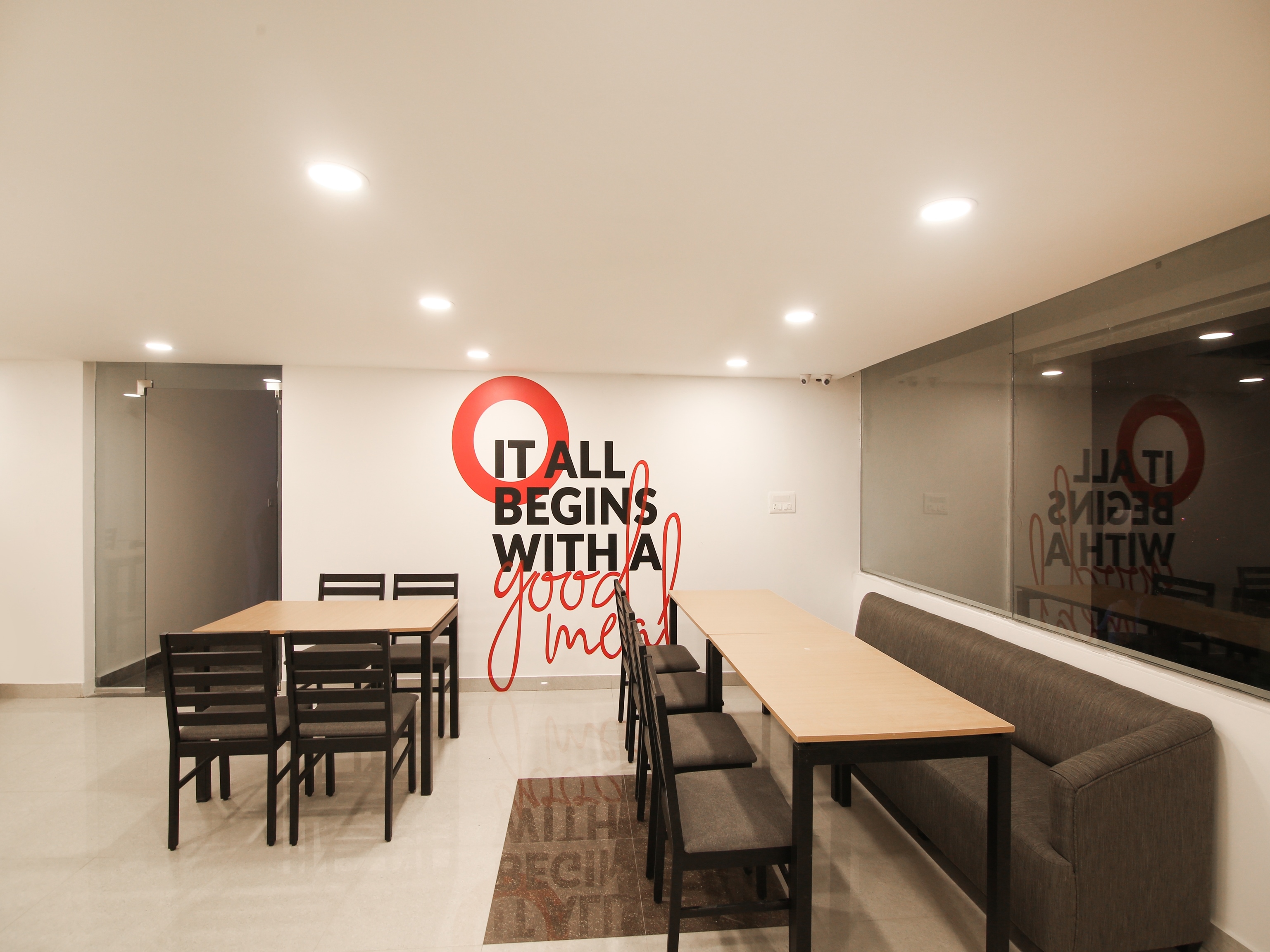 Grand Collection O Near Sarjapur Road Near 7d Voyage