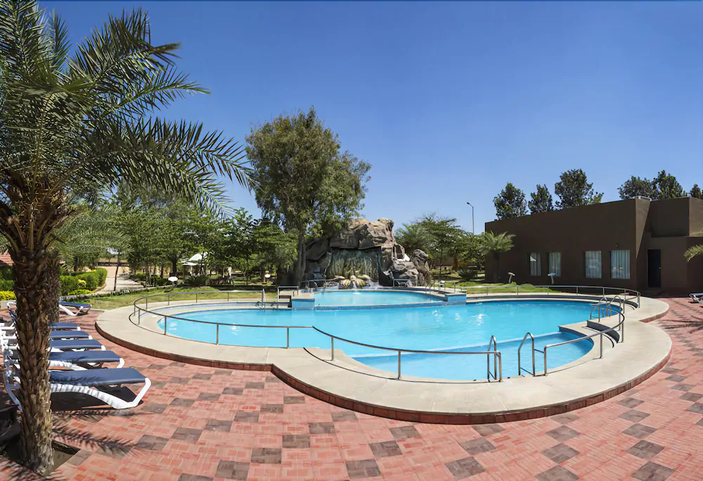 Golden Amoon Resort & Spa
