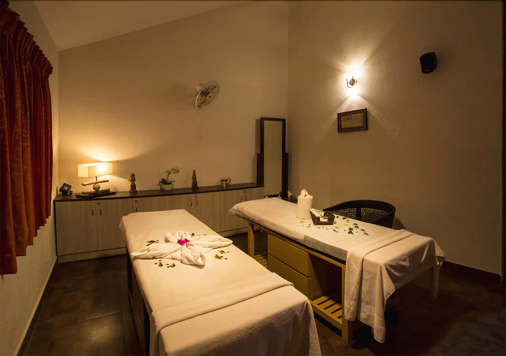 Golden Amoon Resort & Spa