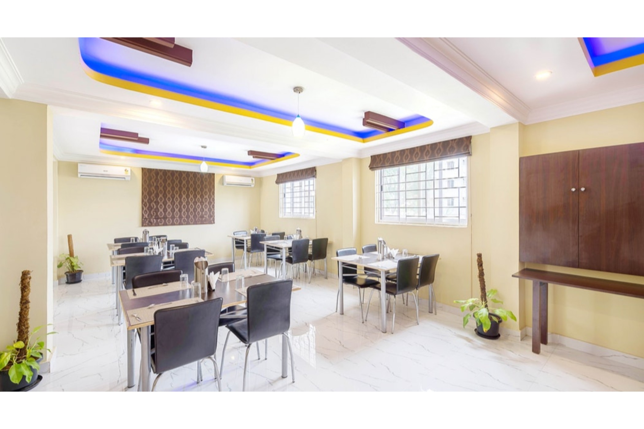 Daffodil Suites