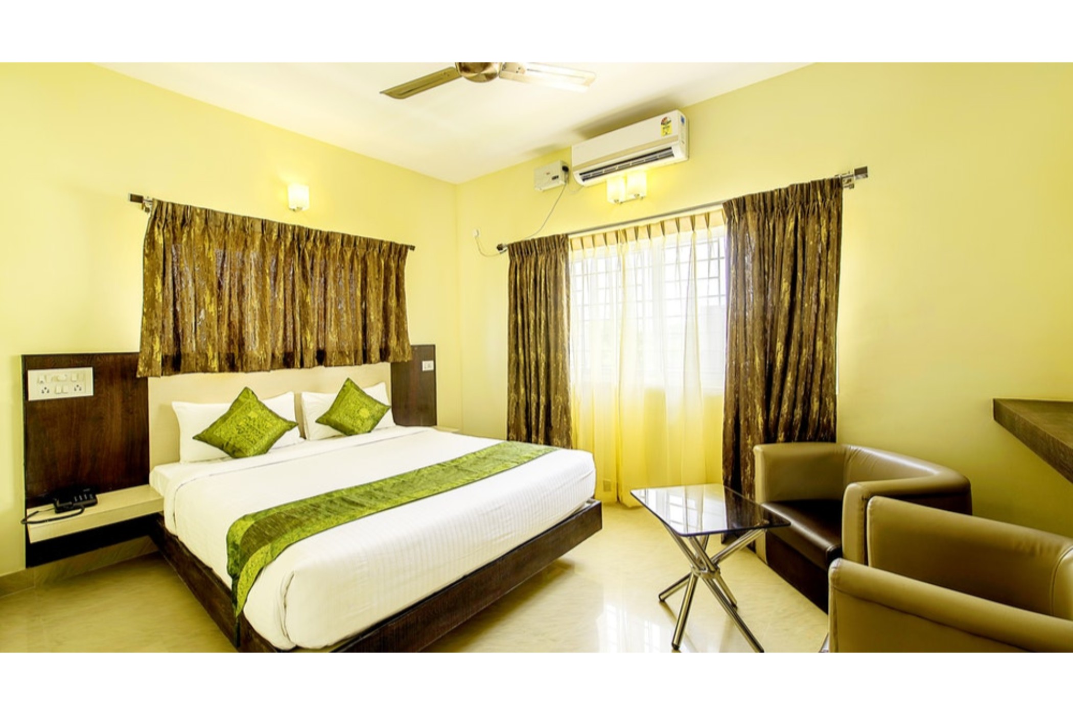 Daffodil Suites