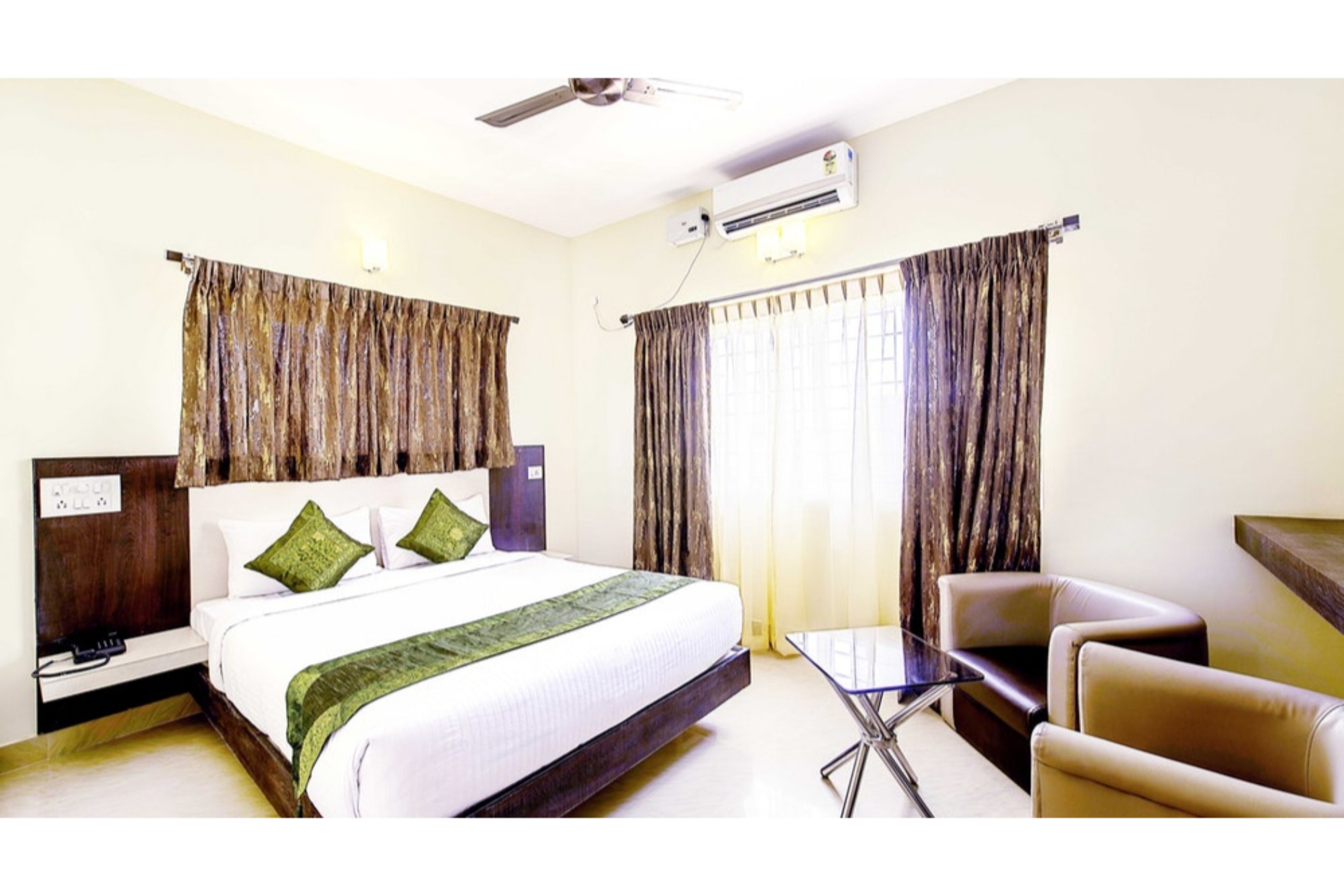 Daffodil Suites