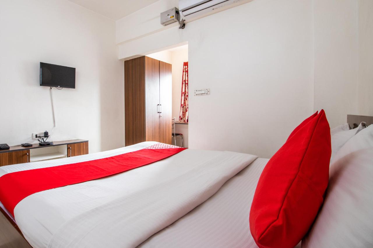 Durga Deluxe by OYO Rooms