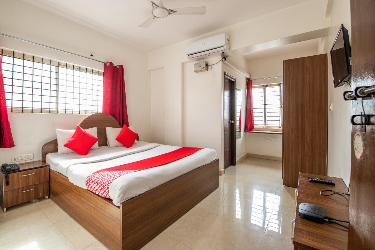 Durga Deluxe by OYO Rooms