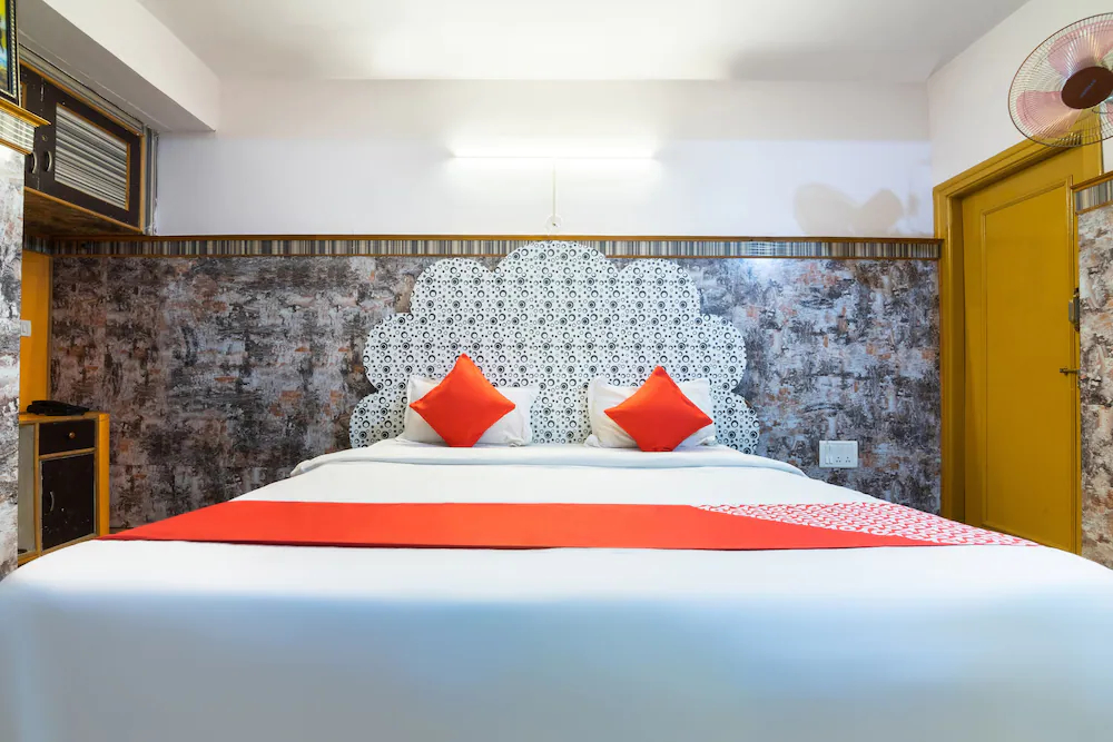 Elite Deluxe Rooms By OYO Rooms