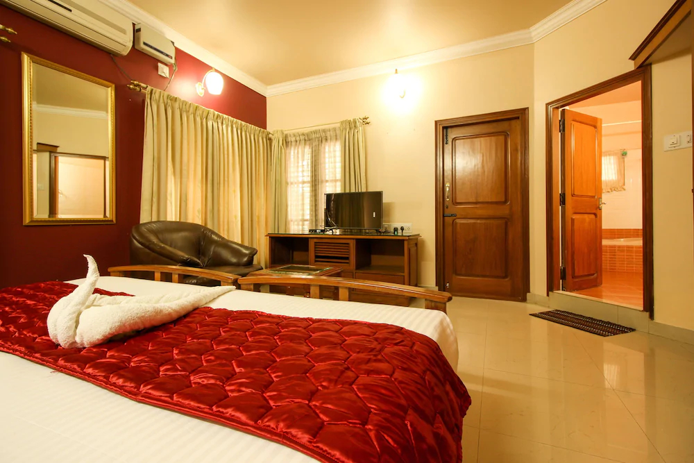 Eyrie Comforts BY OYO Rooms