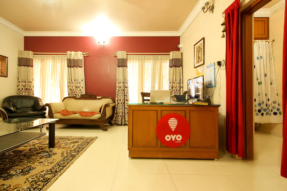 Eyrie Comforts BY OYO Rooms