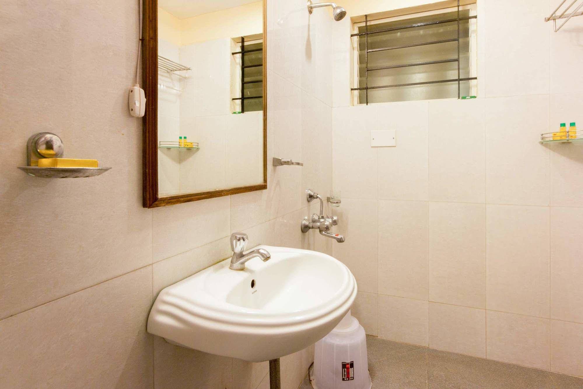 FabHotel Astra Electronic City