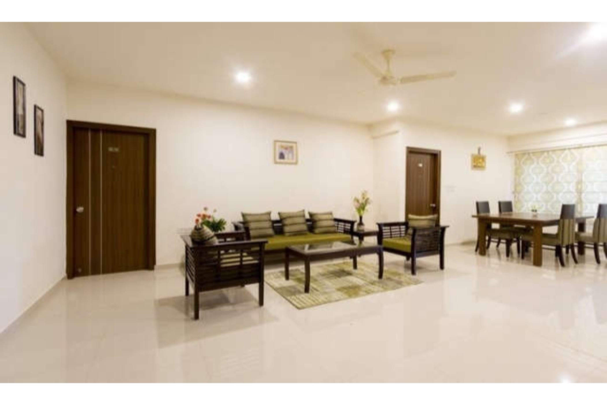 FabHotel Oakwoods Serai