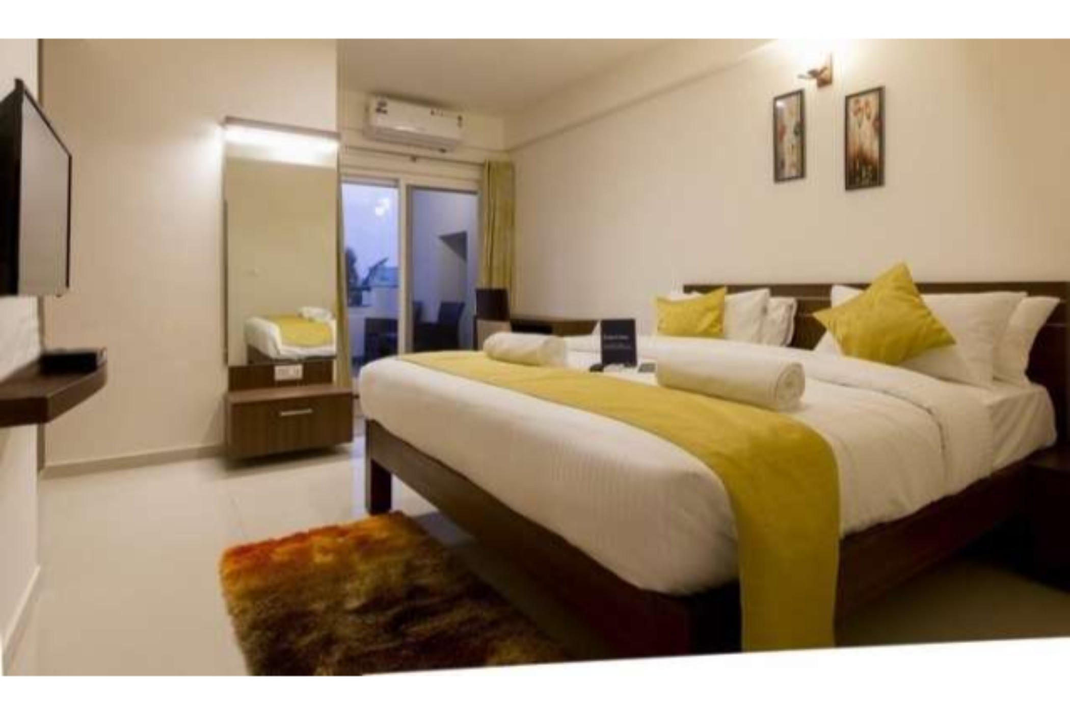 FabHotel Oakwoods Serai