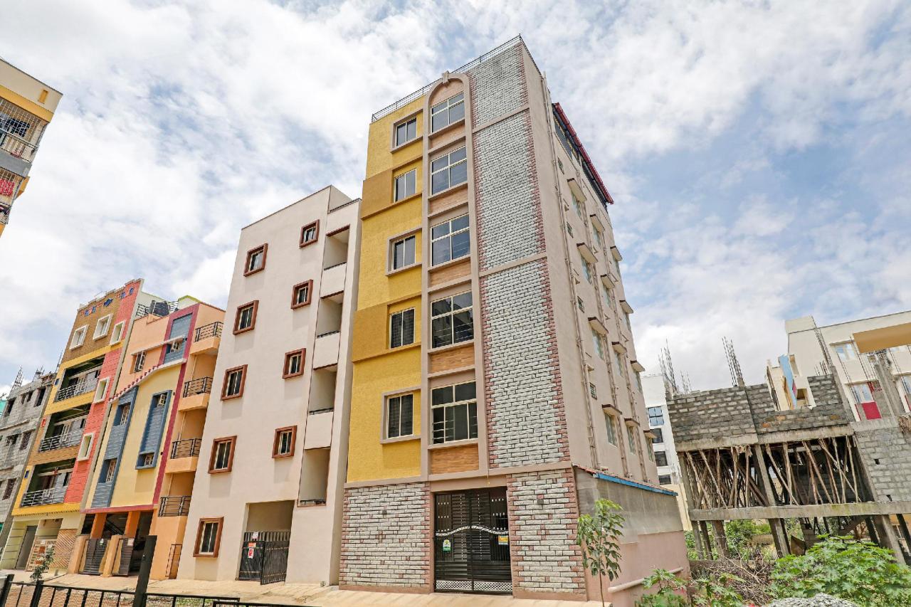Falcon Tower by OYO Rooms