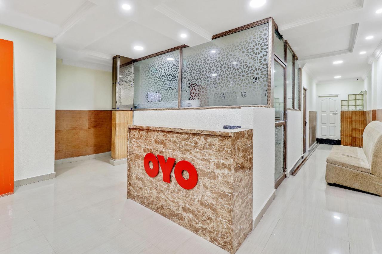 Glamour Suites by OYO Rooms