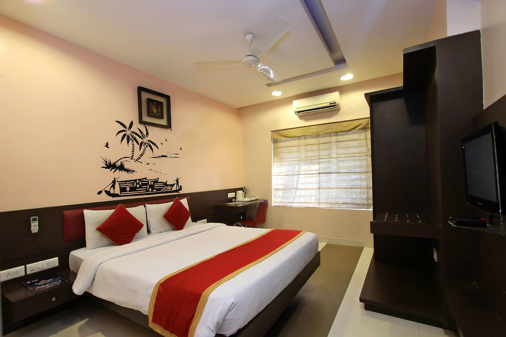The Grand Continent by OYO Rooms