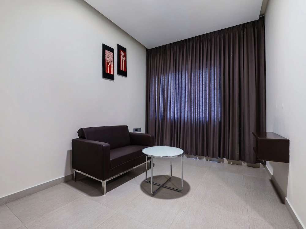 Grand Premier Suites By OYO Rooms