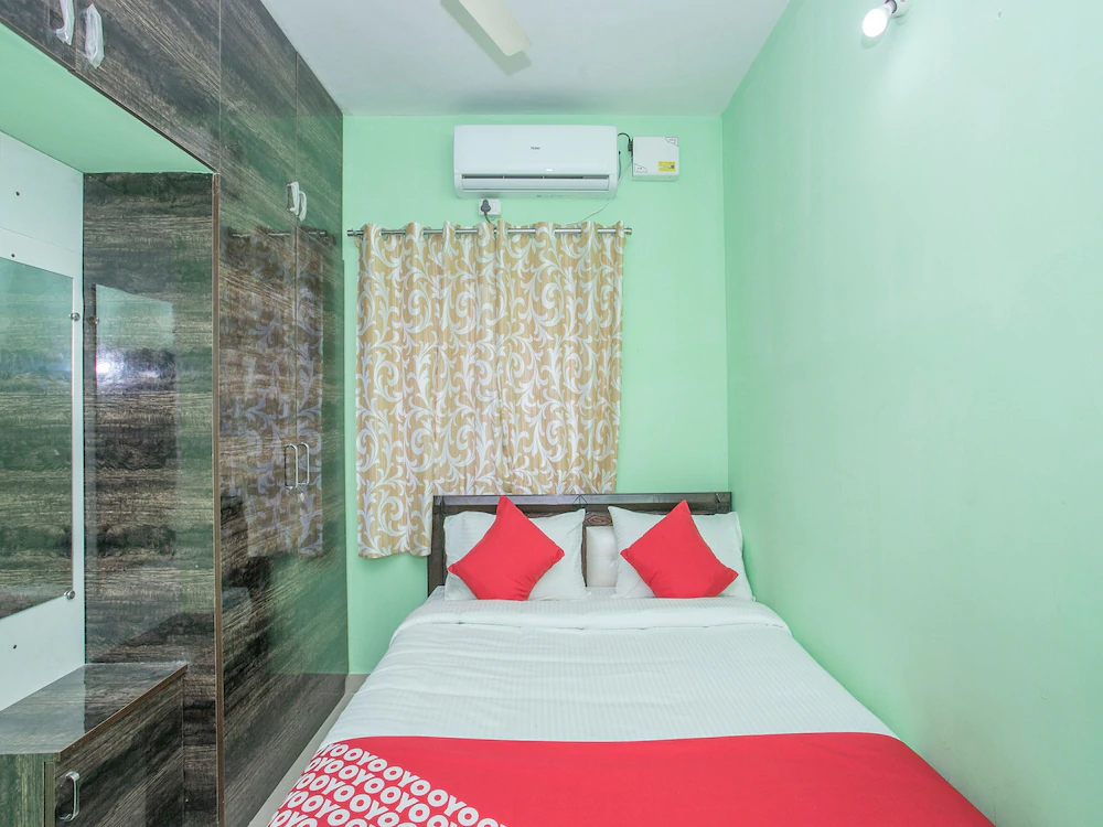 Green leaf International Comforts