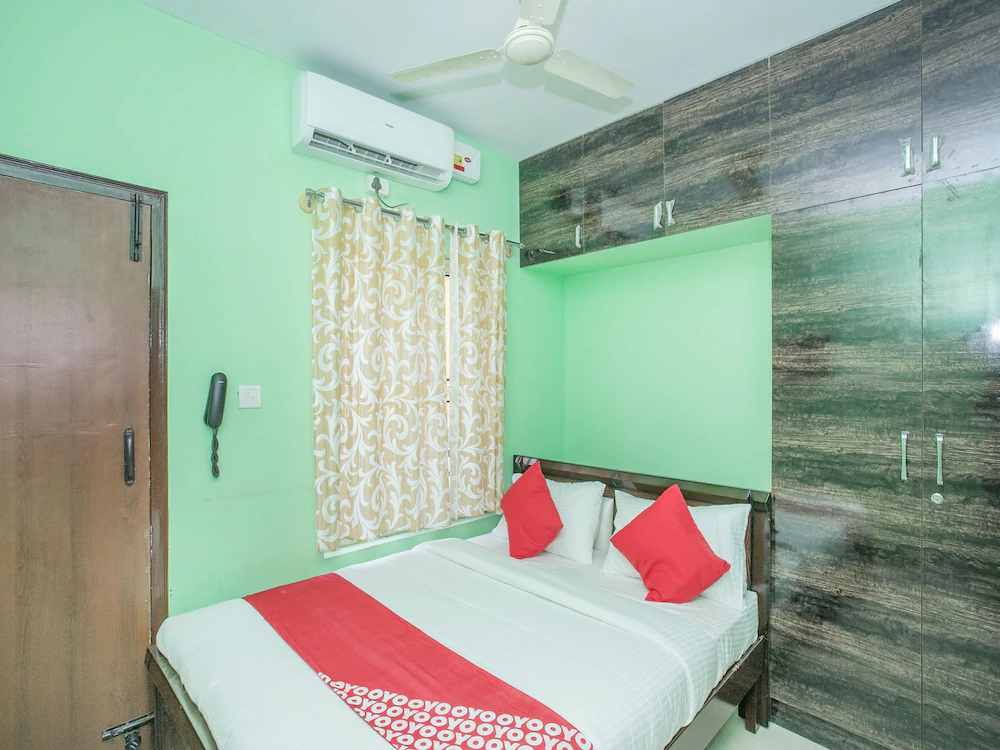 Green leaf International Comforts
