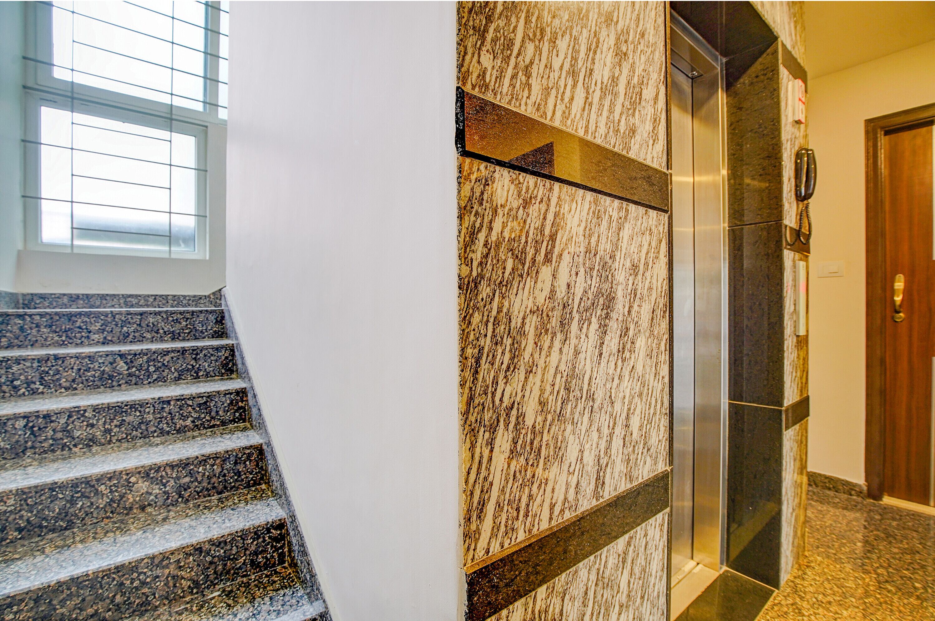 Greenwood Xpress by Fabhotel
