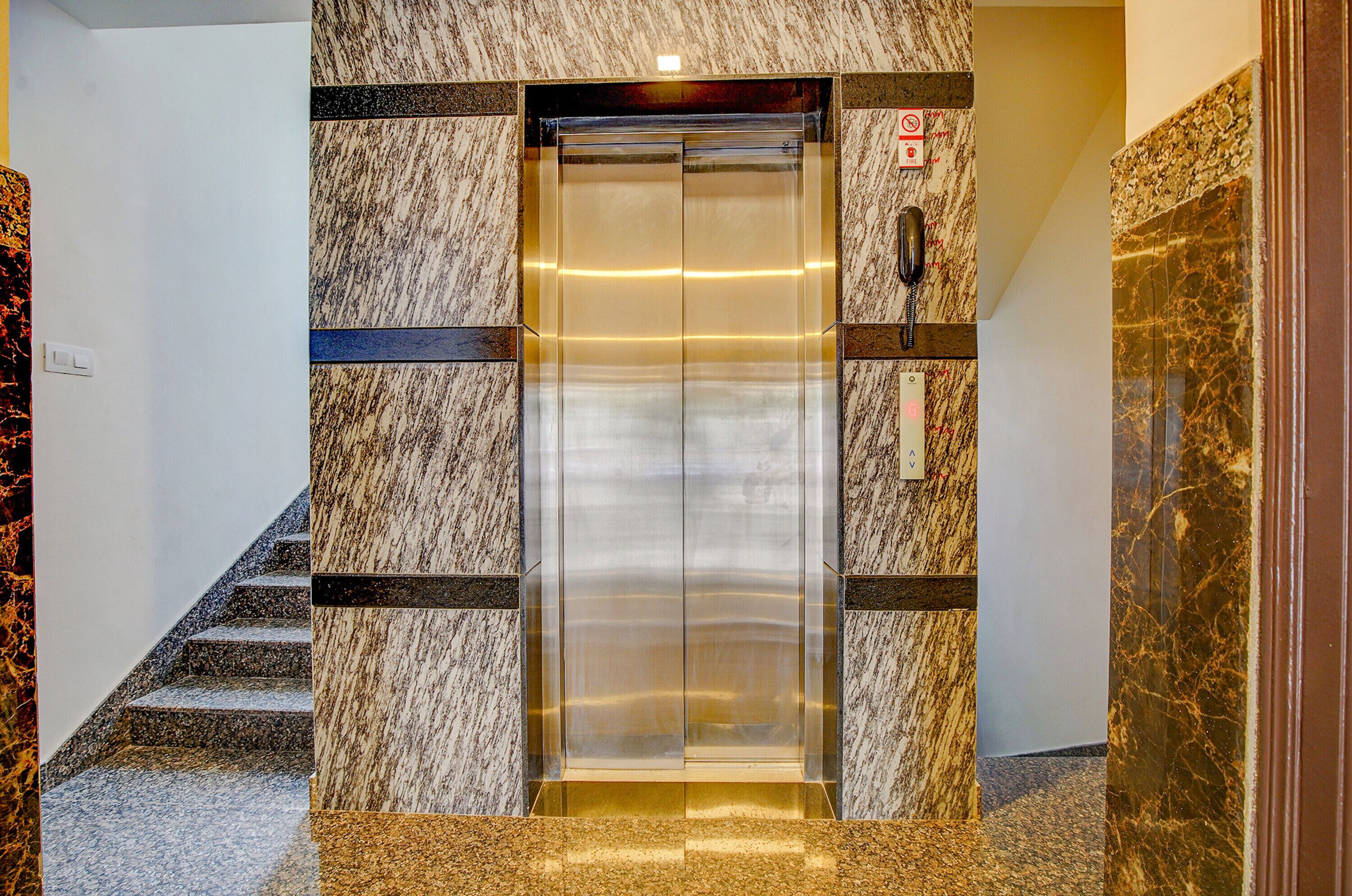 Greenwood Xpress by Fabhotel