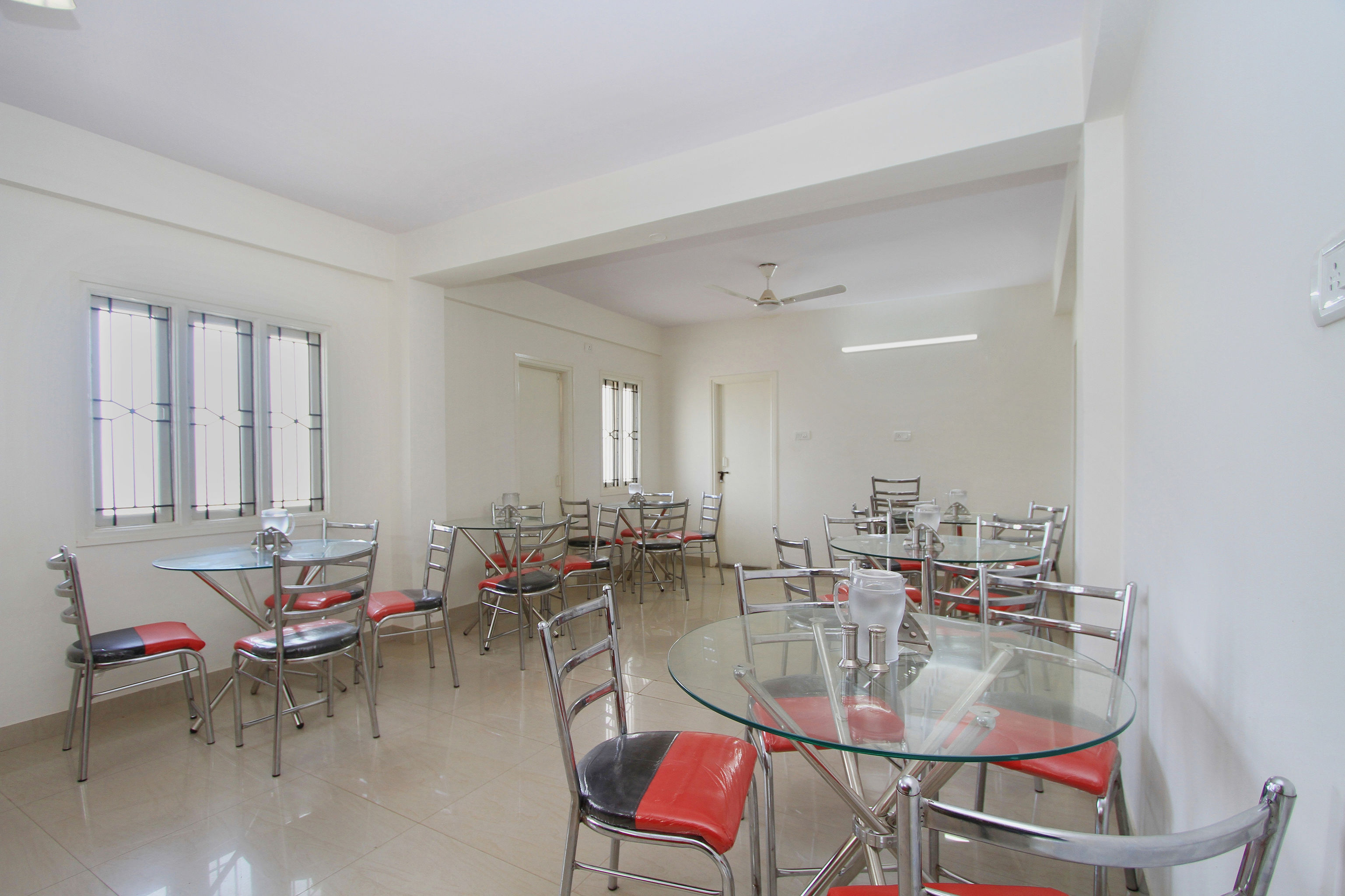 Hibiscus Hebbal by OYO Rooms
