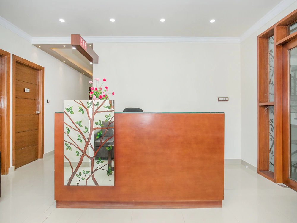 High Street by OYO Rooms