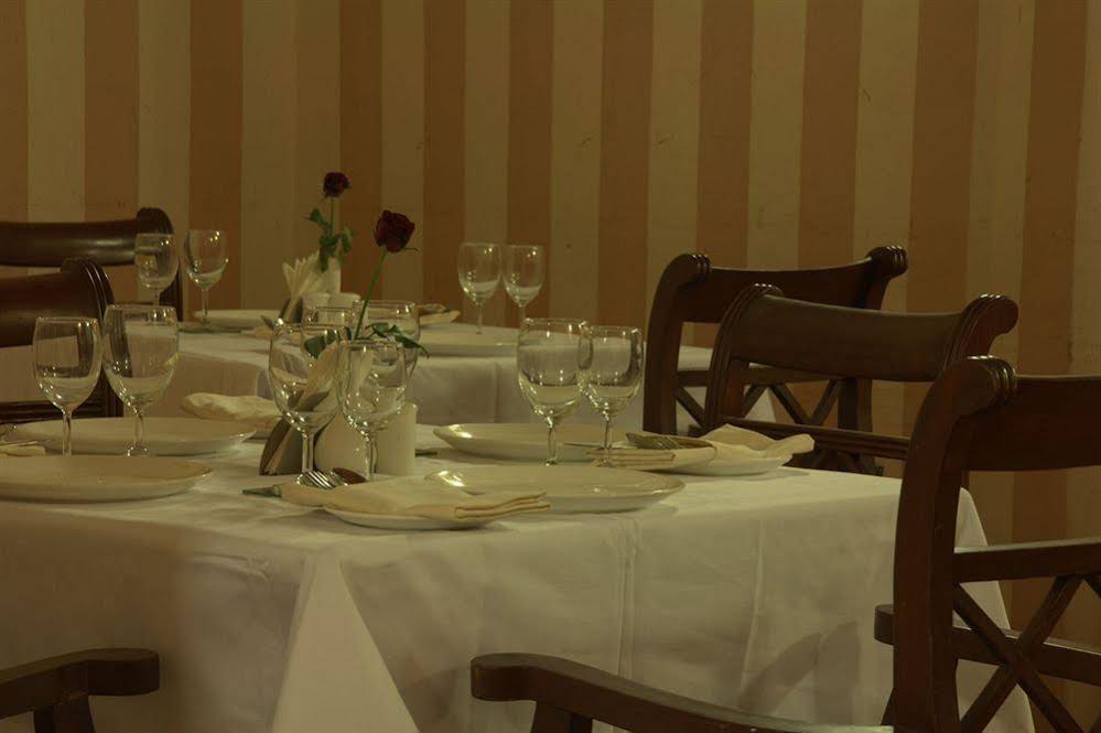 HM Suites & Studios