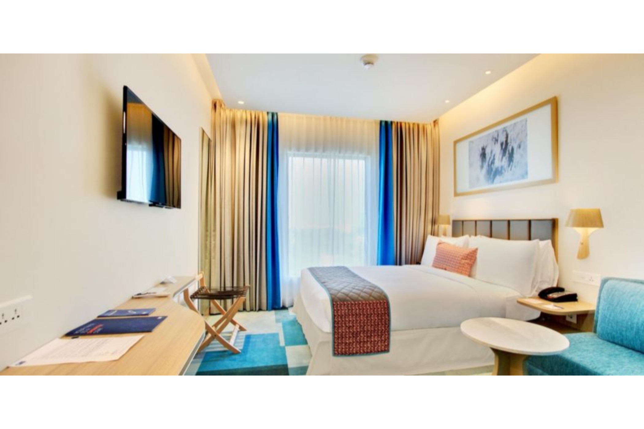 Holiday Inn Express & Suites Bengaluru Racecourse