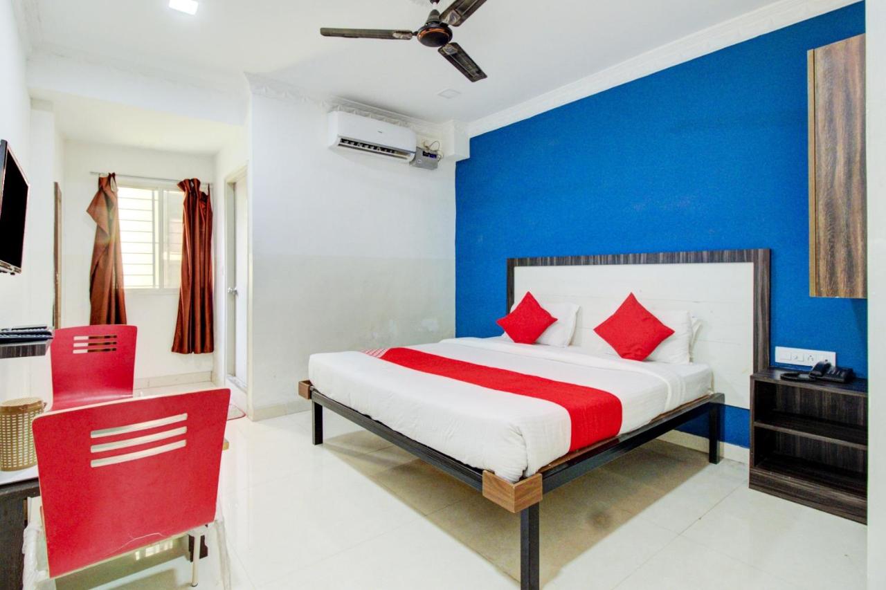 Hotel Abhimaani Inn by OYO Rooms