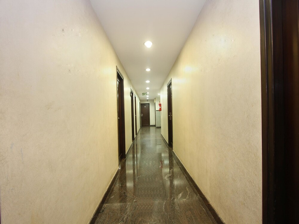 Hotel Amshi International Inn by OYO Rooms