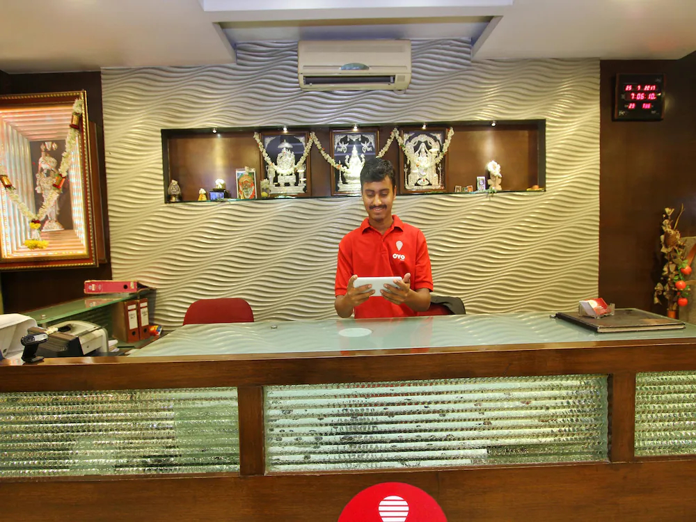 Hotel Amshi International Inn by OYO Rooms