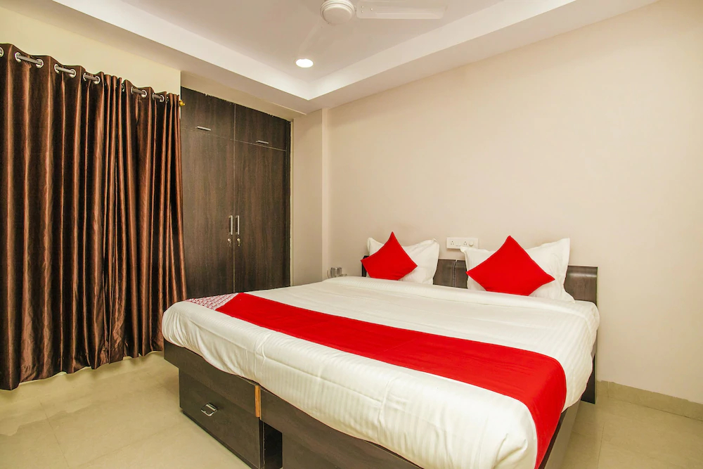 Hotel Amster Inn By OYO Rooms