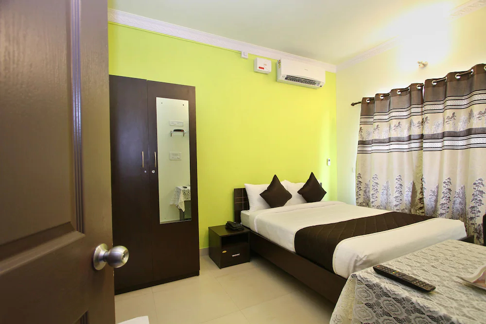 Hotel Ashberry By OYO Rooms