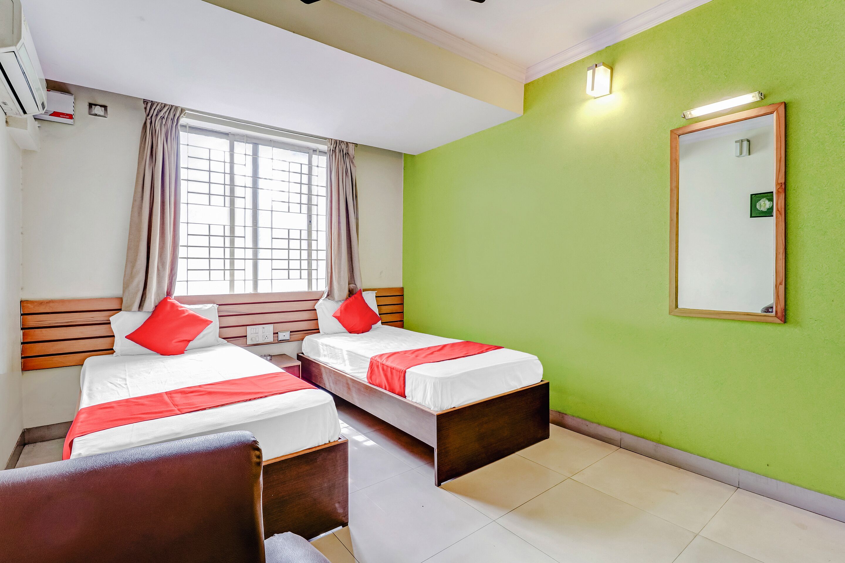 Hotel Basera Inn by OYO Rooms