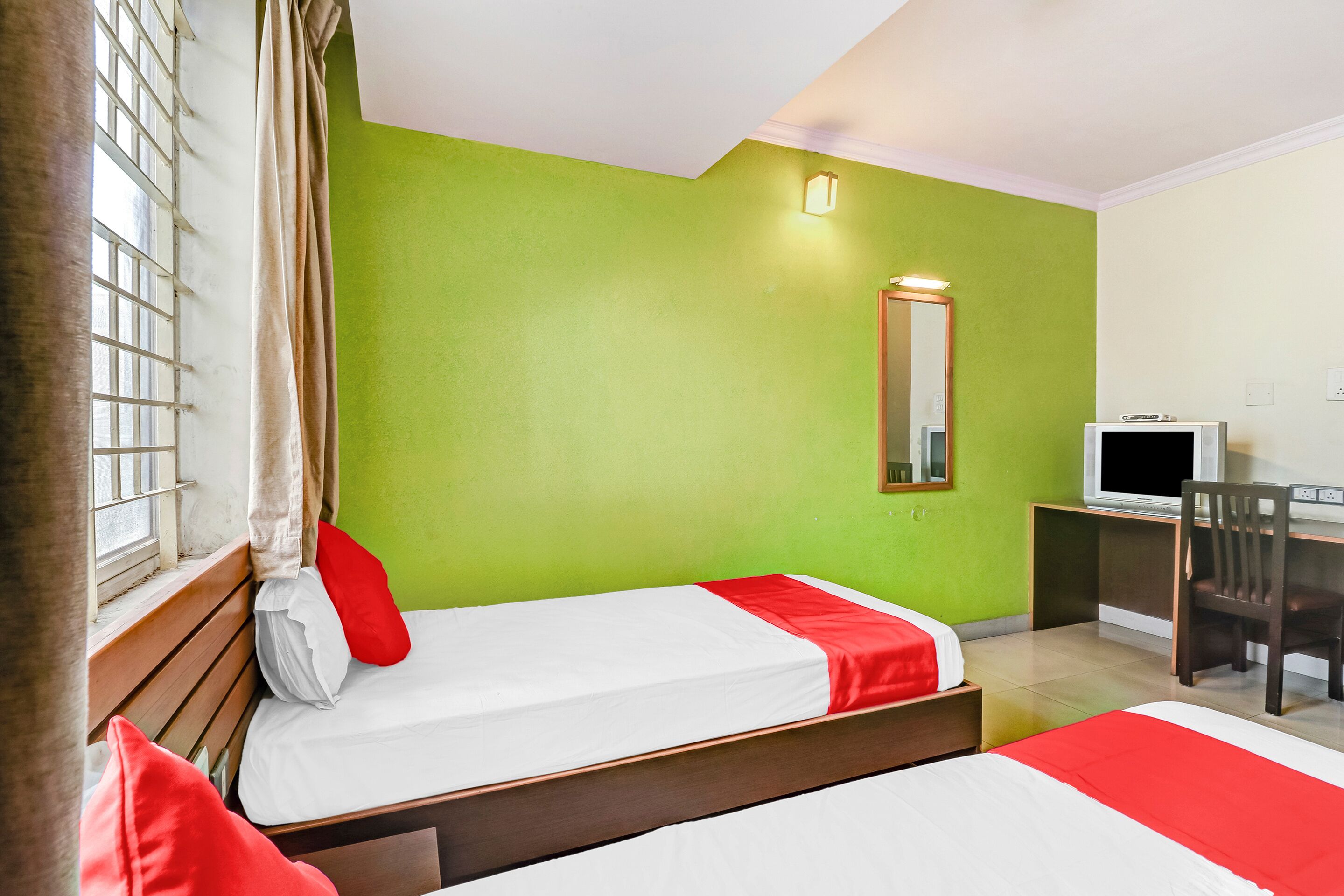 Hotel Basera Inn by OYO Rooms