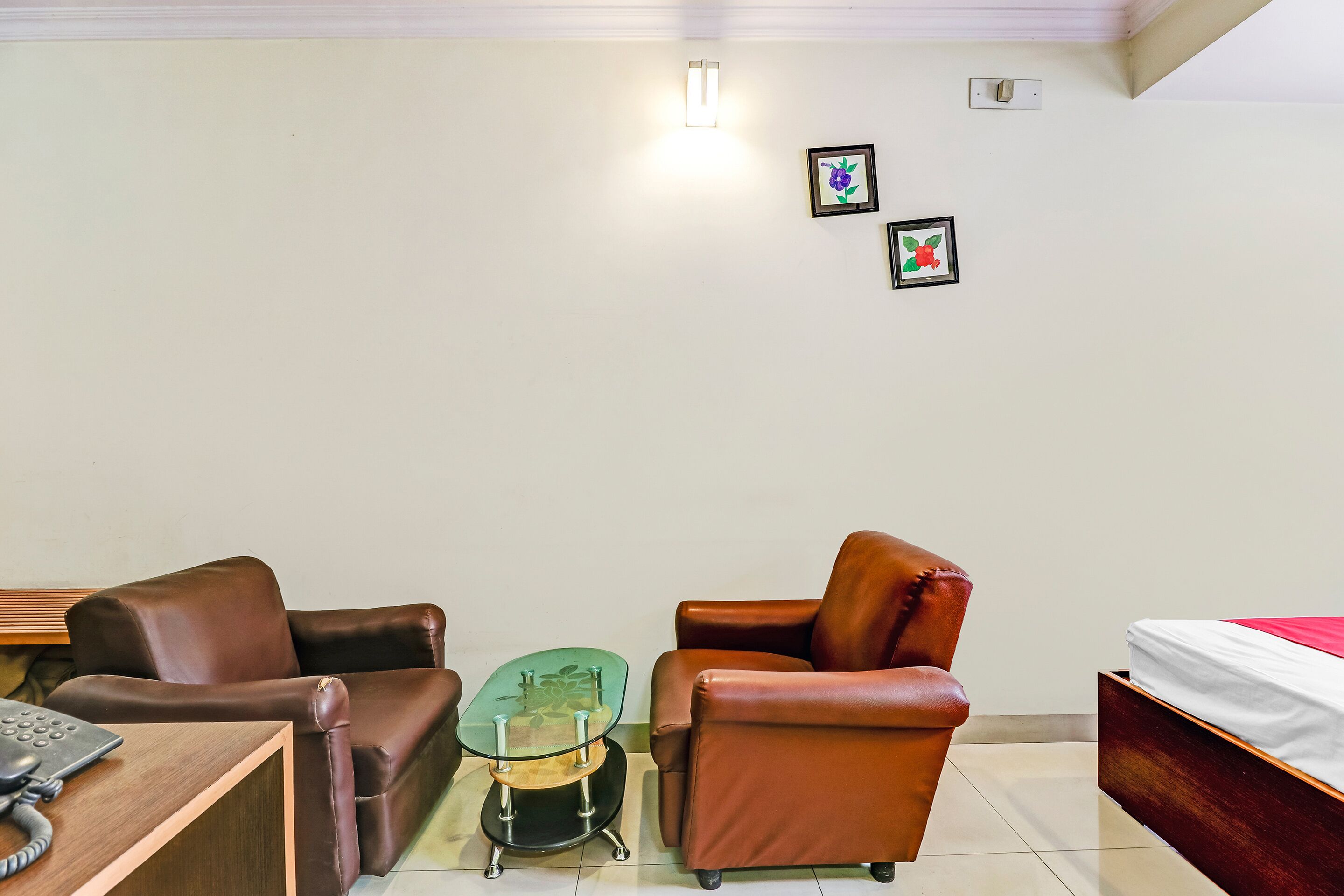 Hotel Basera Inn by OYO Rooms