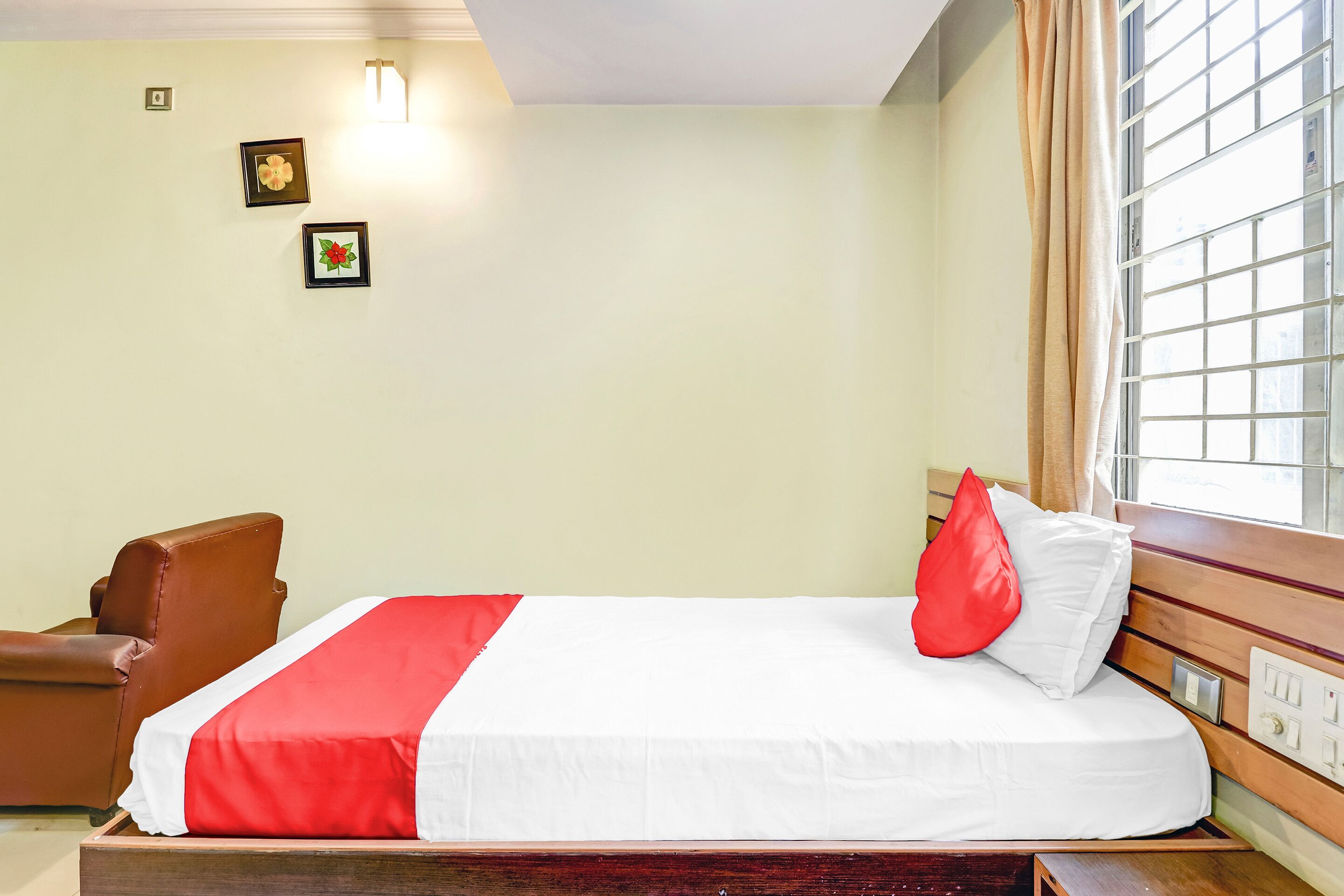Hotel Basera Inn by OYO Rooms