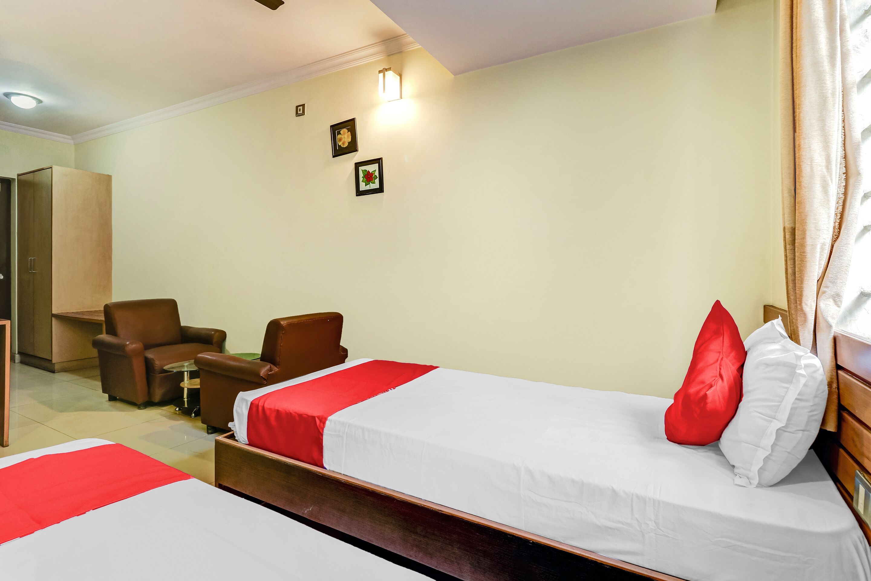 Hotel Basera Inn by OYO Rooms
