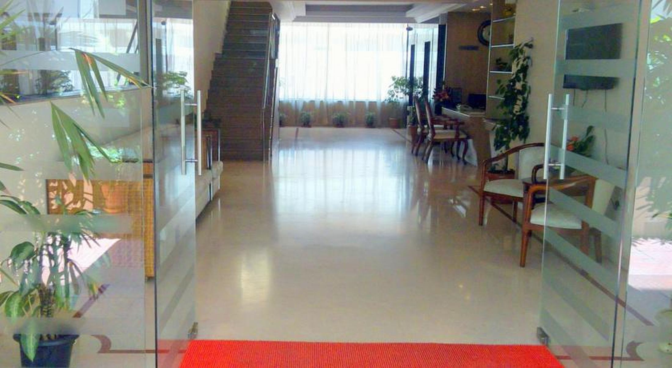 Hyde Park Aparthotel
