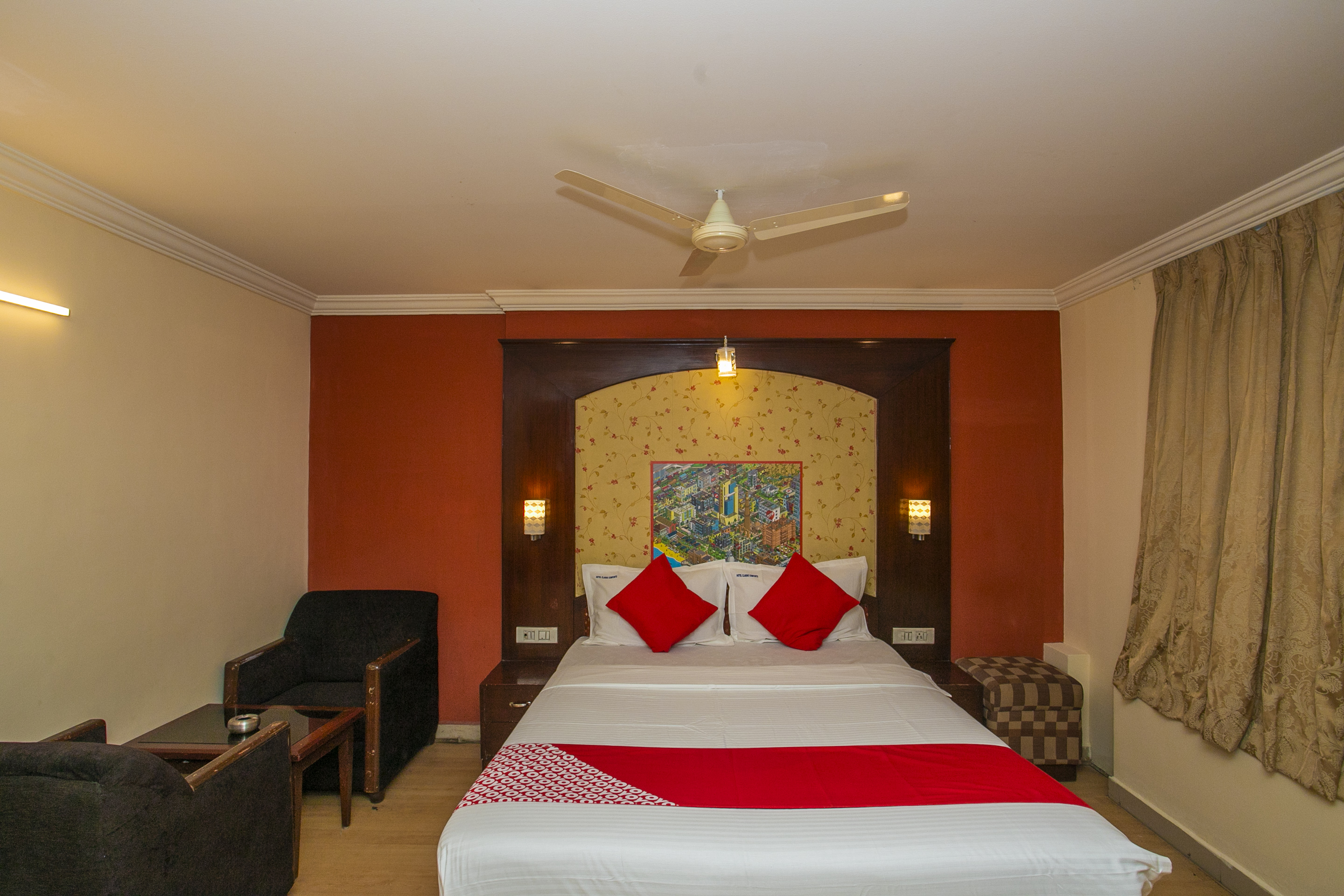 Capital O 19227 Hotel Classic Comfort