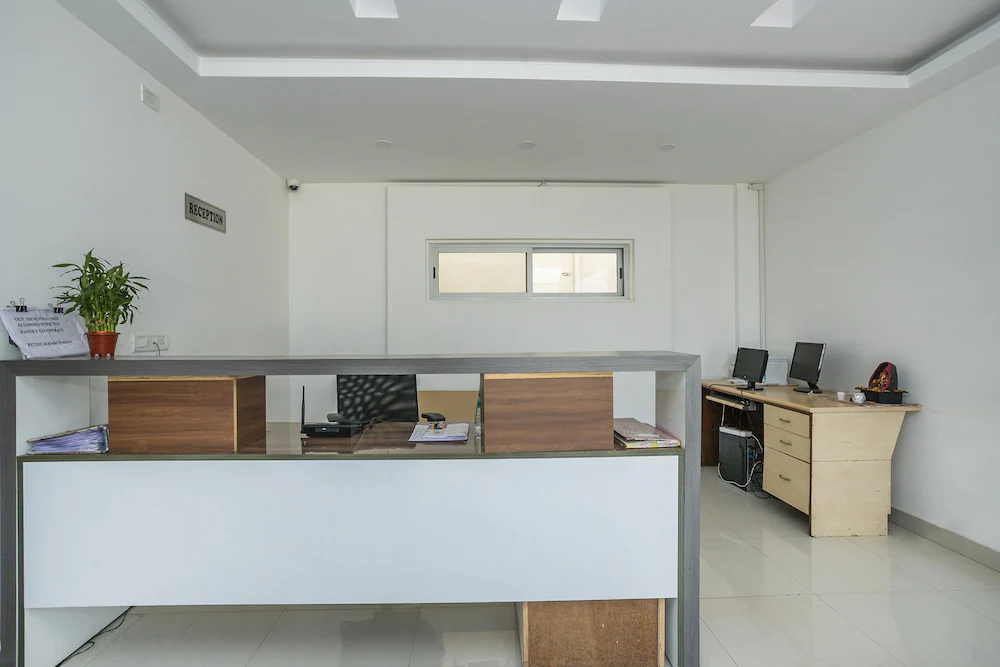 Hotel Cosmopolitan By OYO Rooms